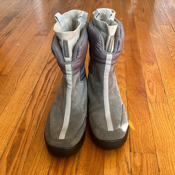 Lands End Winter Boots - Picture 3 of 9